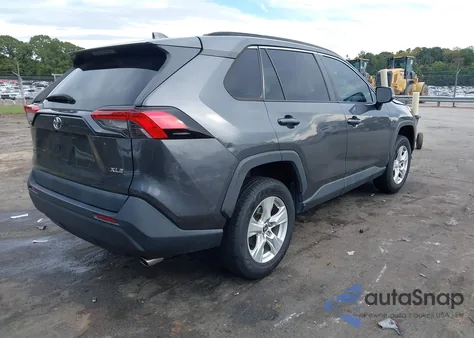 2021 Toyota Rav4 Xle z USA, uszkodzony, nr VIN 2T3W1RFV9MC113544
